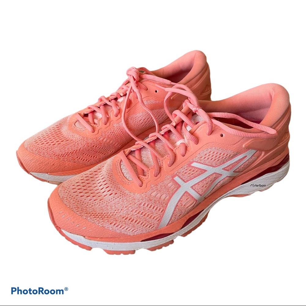 EUC ASICS Gel-Kayano 24 Running Shoes